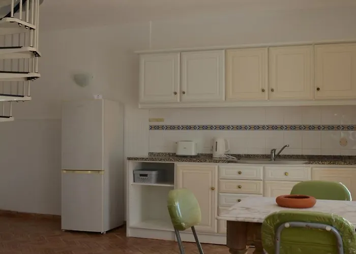 Solar Dos Avos * Guia (Faro)