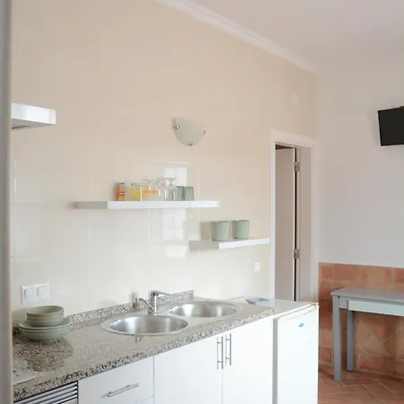 Gospodarstwo agroturystyczne Solar Dos Avos Guia (Faro)