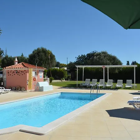 Κατάλυμα σε φάρμα Solar Dos Avos *