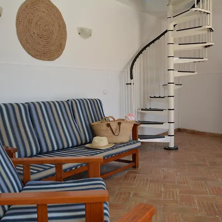 Solar Dos Avos * Guia (Faro)