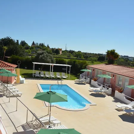 Gospodarstwo agroturystyczne Solar Dos Avos Guia (Faro)